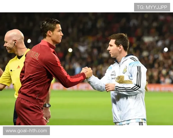 足坛传奇再现 新一代足球巨星引领未来风潮