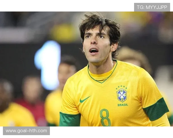 足球世界颜值最高的球星是谁他凭什么成为球迷心中的男神