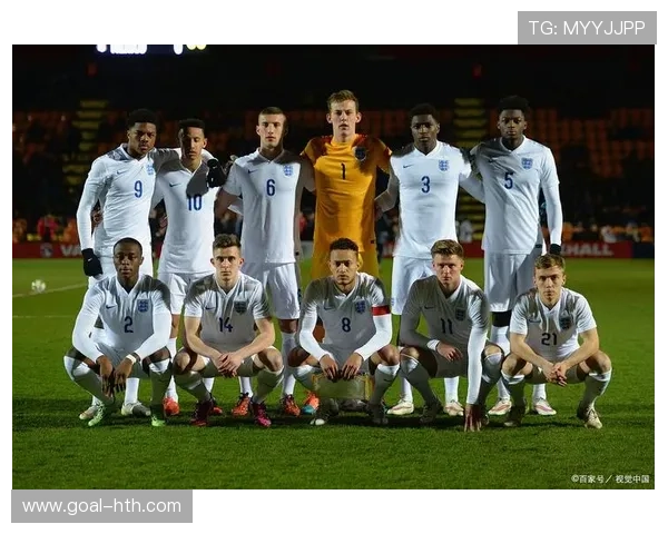 足球星月闪耀绿茵赛场见证激情与梦想的巅峰对决